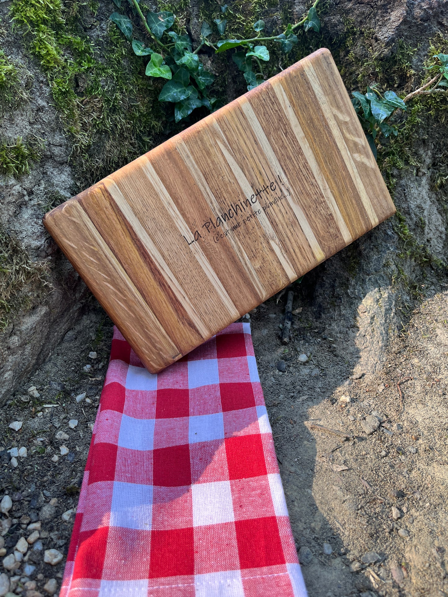Planchinette en bois 14×24 cm – Grande petite planche apéro/pique-nique (sans accessoires)